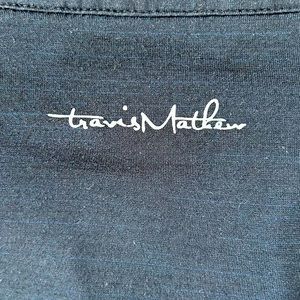 Travis Mathew Men’s XL LS Quarter Zip black Polo